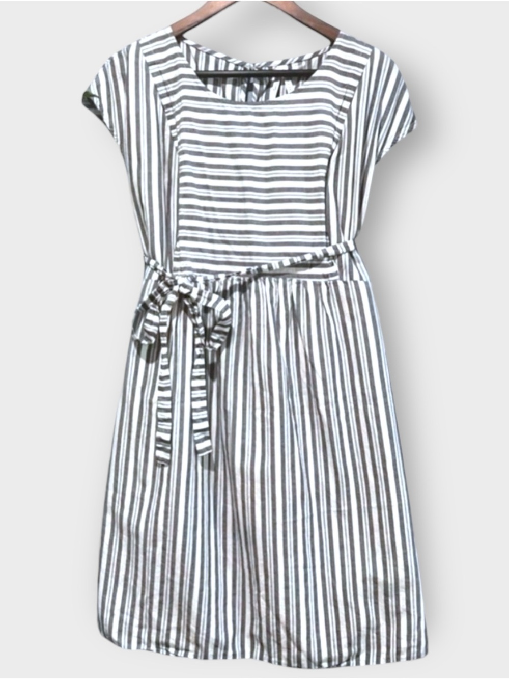 Seraphine Striped Maternity and Nursing Dress w/ Belt | 12 Zip Up Panel Discreet